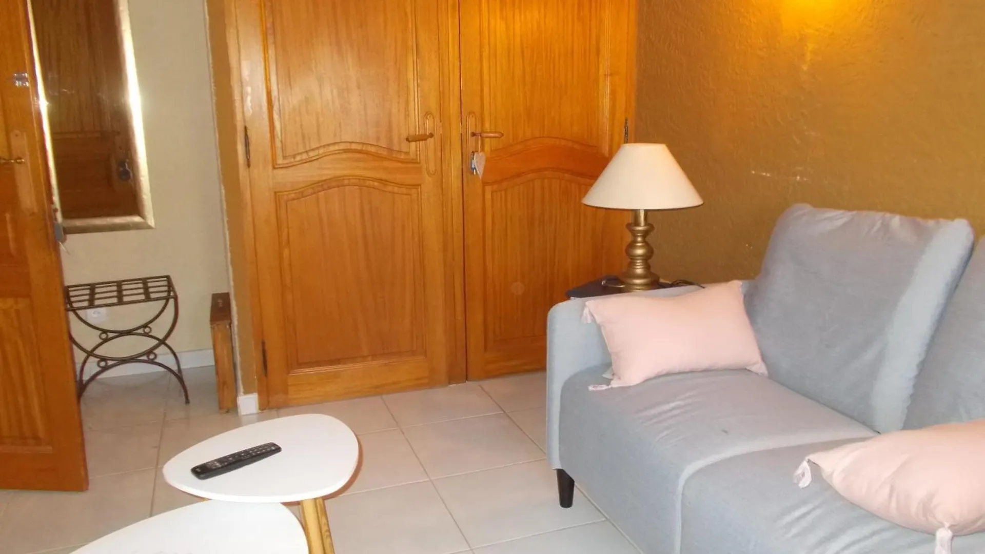 Bed & Breakfast Tramontane Chambre Salon Et Piscine Jonquerettes