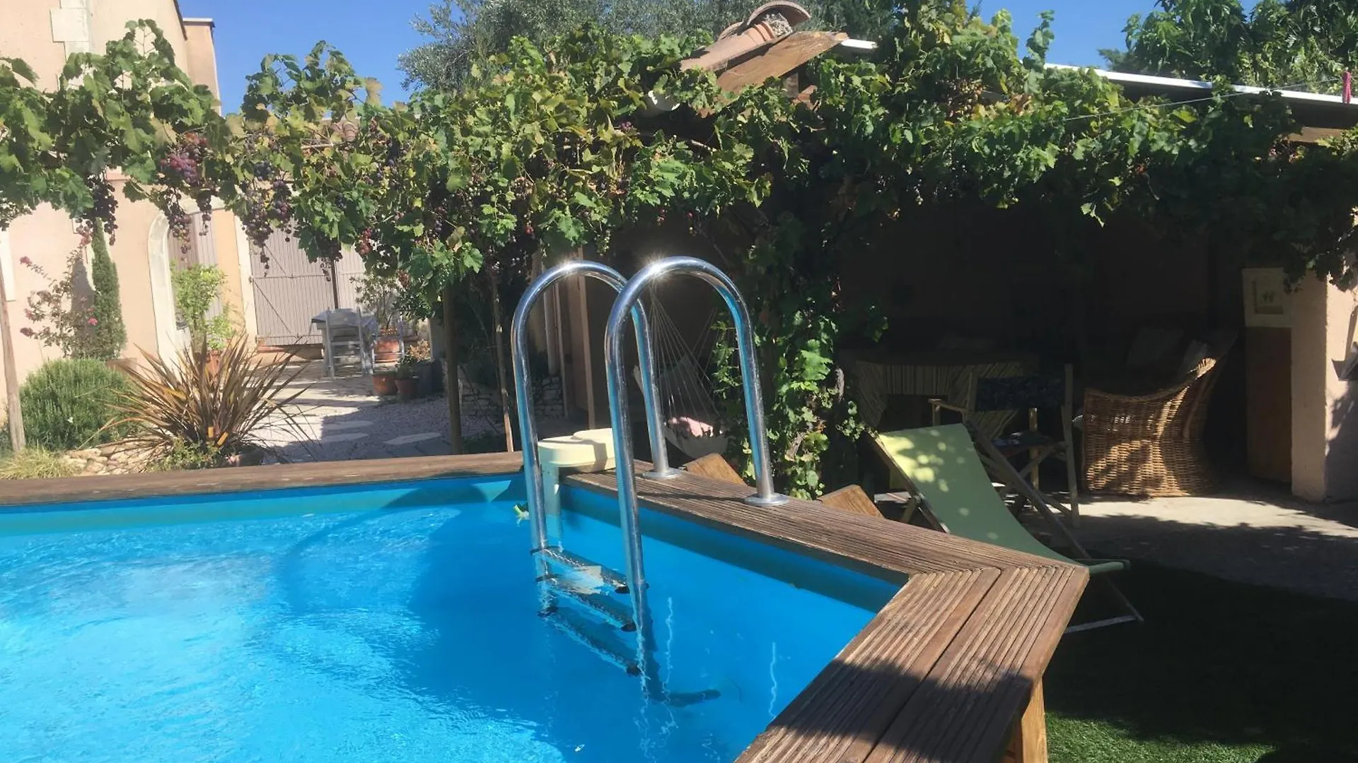 Tramontane Chambre Salon Et Piscine Jonquerettes Bed & Breakfast